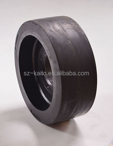 Personalized Rubber High Capacity Solid Tyre 2.jpg