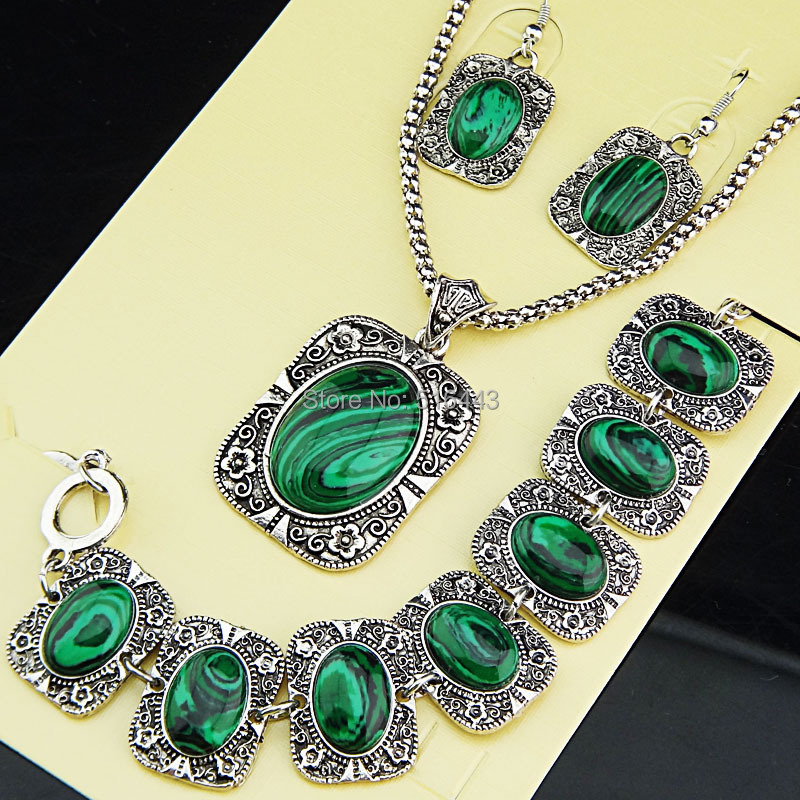 cubic zirconia halo wedding sets