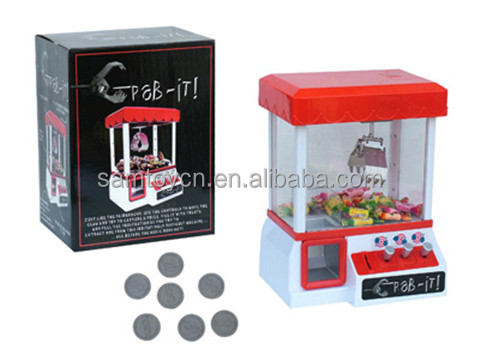 B/O Arcade Gadget Candy Grabber Candy Machine Toys With Music & Lights