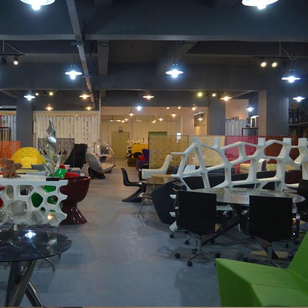 ファッショナブルなデザイナーのボールチェアの家具ベース、 のリビングルームの椅子、 現代のベースボールチェア仕入れ・メーカー・工場