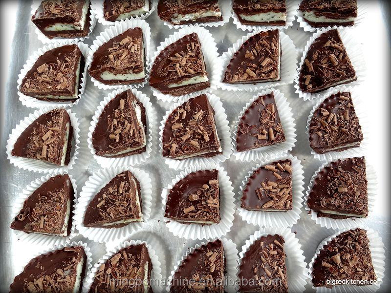Chocolate candy paper cupcake forming machine (DGT-01)