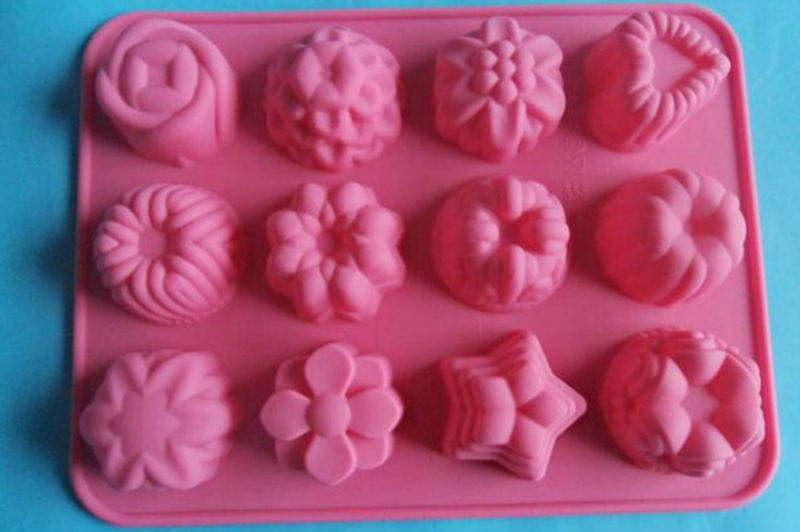Best quality with full certificate factory customize and wholesale silicone lace molds for cake decorating
