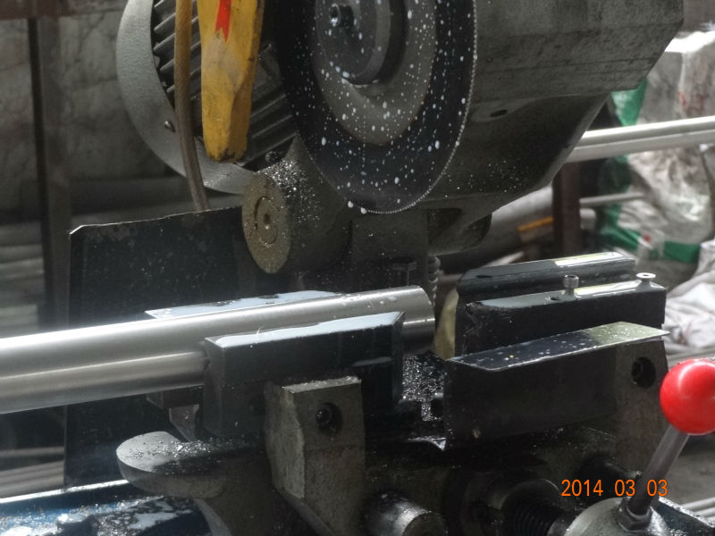 Jinxin  Sawing machines.JPG