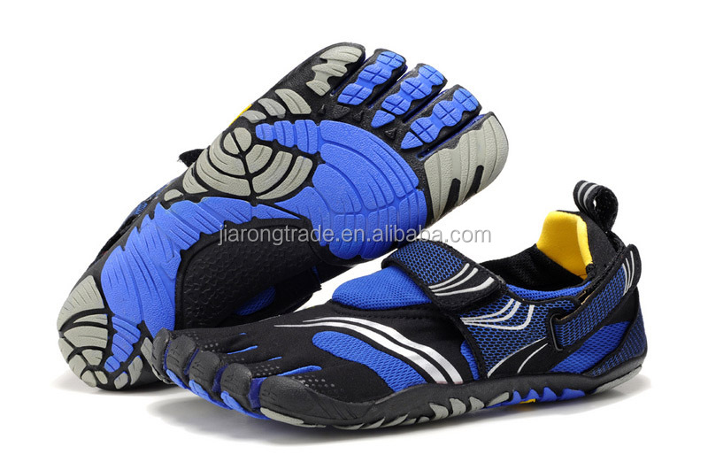 卸売熱い販売2014年クライミングの指靴は男性用問屋・仕入れ・卸・卸売り