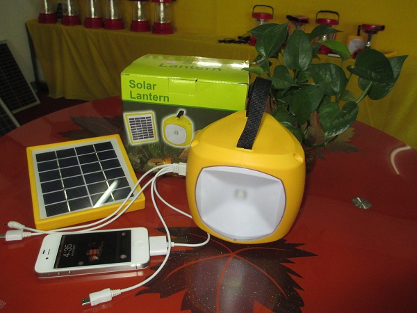 Ymc-sl04ポータブルマルチ- 機能太陽latern充電式電話料金と調光ライト仕入れ・メーカー・工場