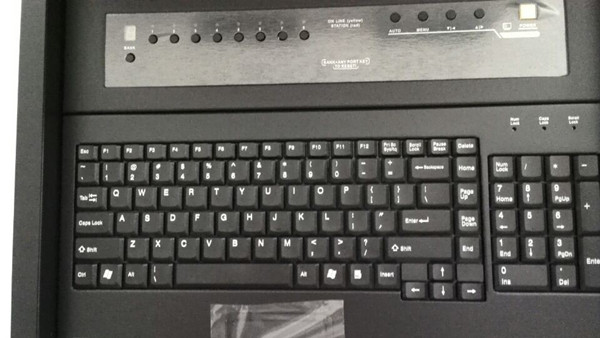 ブランド8kvm-ed1708hポートps2kvmスイッチを制御するためのkvm8tftlcdのコンピュータが問屋・仕入れ・卸・卸売り