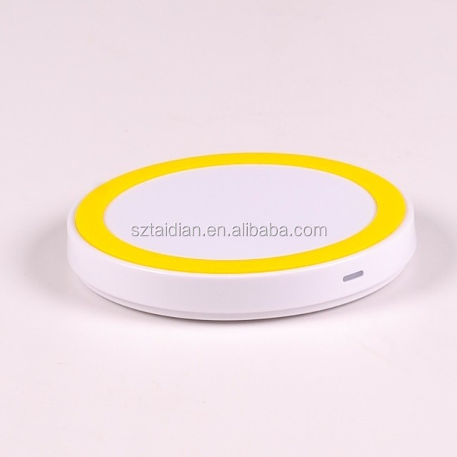 ワイヤレス充電器qit200appleのiphoneのためのノキアモトローラサムスンhtcグーグルスマートフォンすべてカラフルな問屋・仕入れ・卸・卸売り