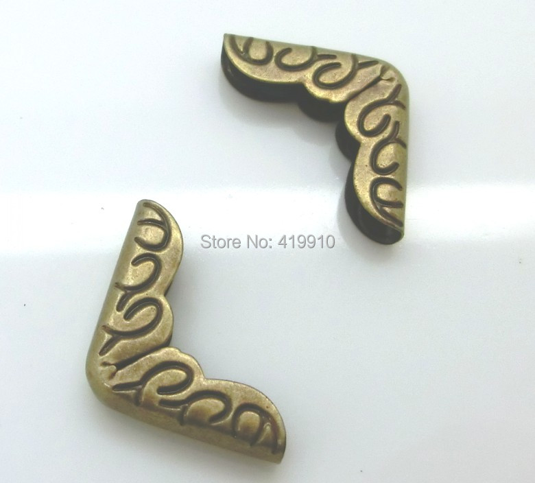Description Picture 2 of itemFree Shipping-500pcs Antique Bronze Metal Book Corner Albums Menus Folders Corner Protectors 16x16x4mm J1693*5