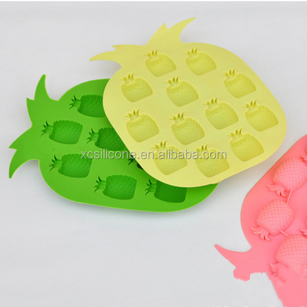 OEM unbreakable cute shapes egg shape silicone ice cube tray,China