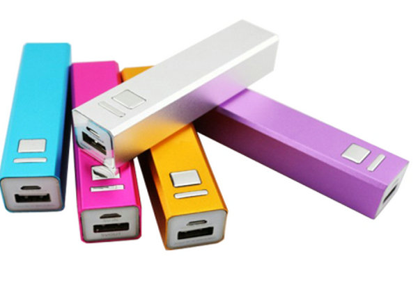 トップの販売工場2600mahのパワーバンク、 安いプロモーション2600mahのパワーバンク、 oem2600mah5vで1.5a出力パワーバンク問屋・仕入れ・卸・卸売り