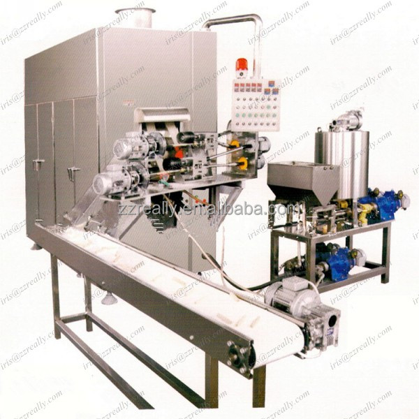 Whole automatic chocolate egg roll machine
