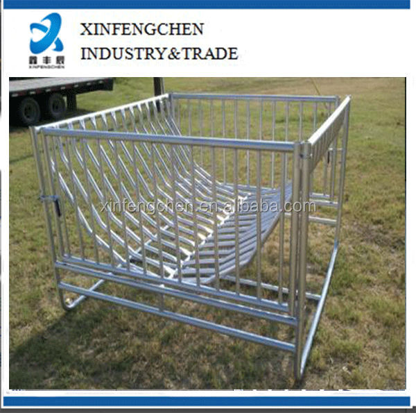 Round-Bale-feeder.jpg
