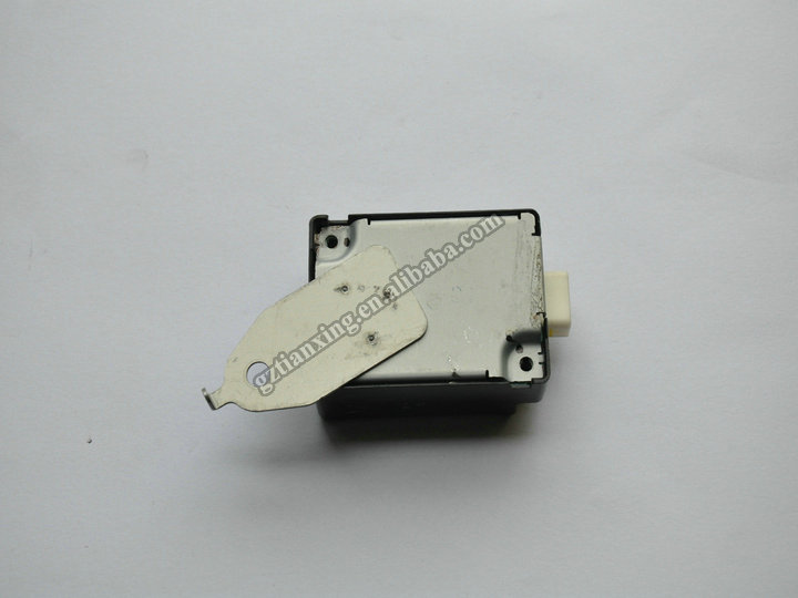デンソーオートカーの受信機ドア制御89741- 0r010トヨタ用問屋・仕入れ・卸・卸売り