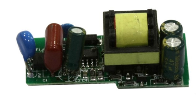 Ac入力85-305v定電流ledドライバic、 ビス5w7w9wledの電球のドライバ、 9w-12w300Ｍa10wledドライバ用電源仕入れ・メーカー・工場