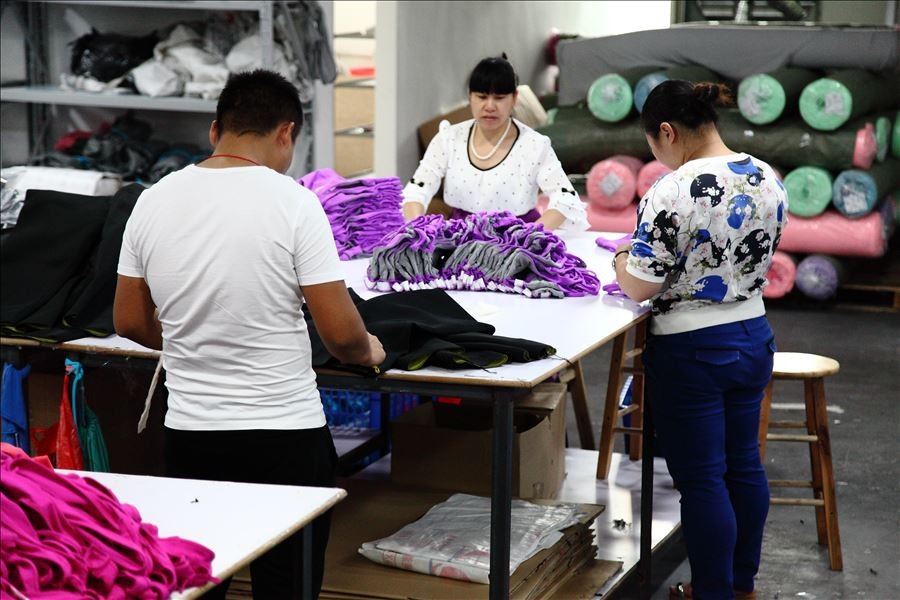 カスタム作る2016熱い販売ジムアパレル女性のヨガパンツ女性ヨガ服仕入れ・メーカー・工場