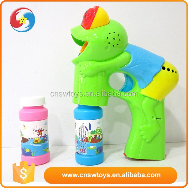 Plastic b/o cartoon animal frog bubbles gun toy with light and music