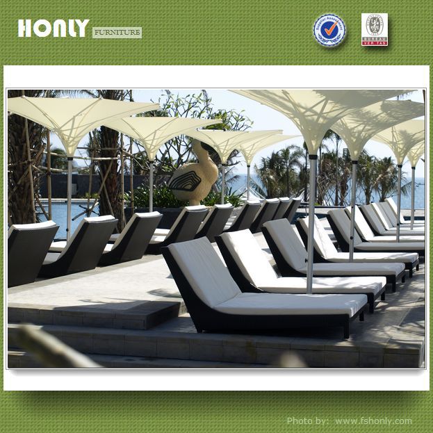 Double outdoor beach poolside Aluminum rattan chaise sun lounger