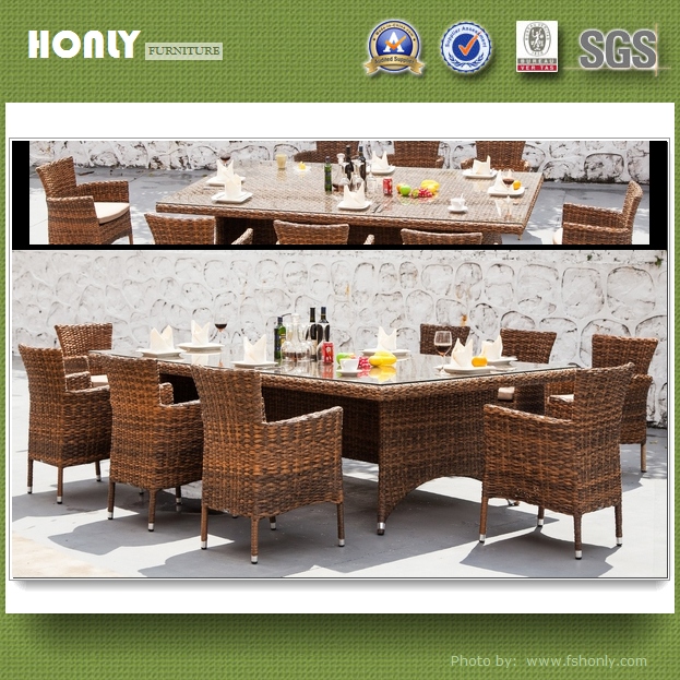Modern magic ratan dining set garden table and chair