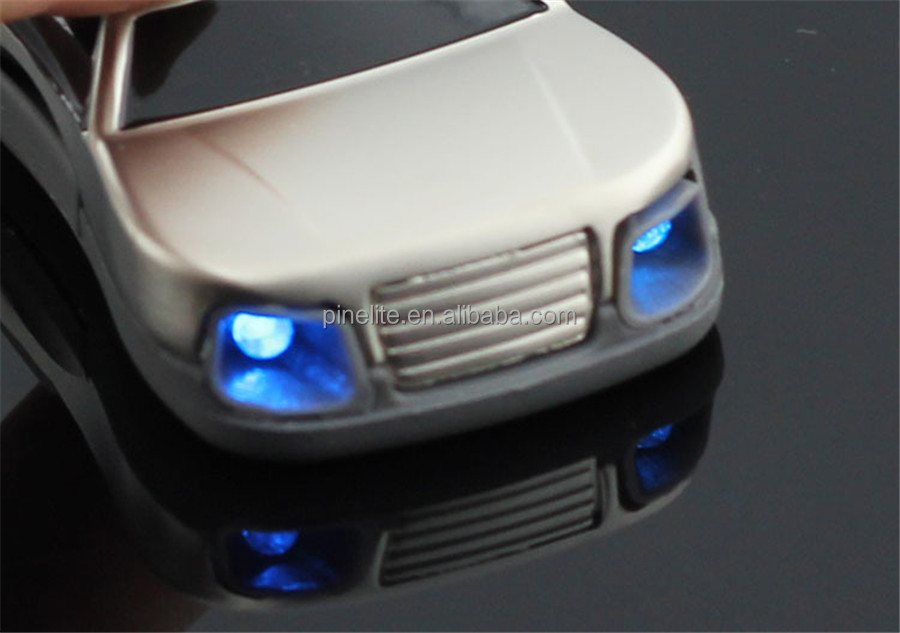 Zinc alloy top quality soccer metal keychain,with keychain ring for wholesale.jpg