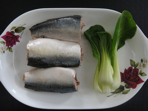 canned mackerel in oil 8.jpg
