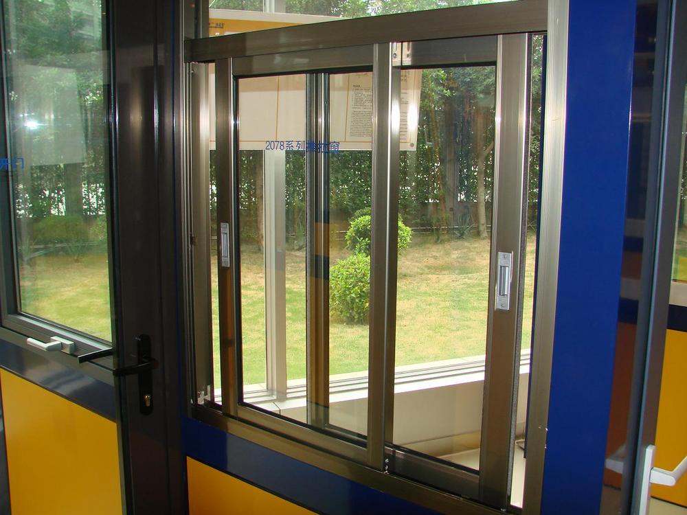 Aluminum-Sliding-Windows002.jpg