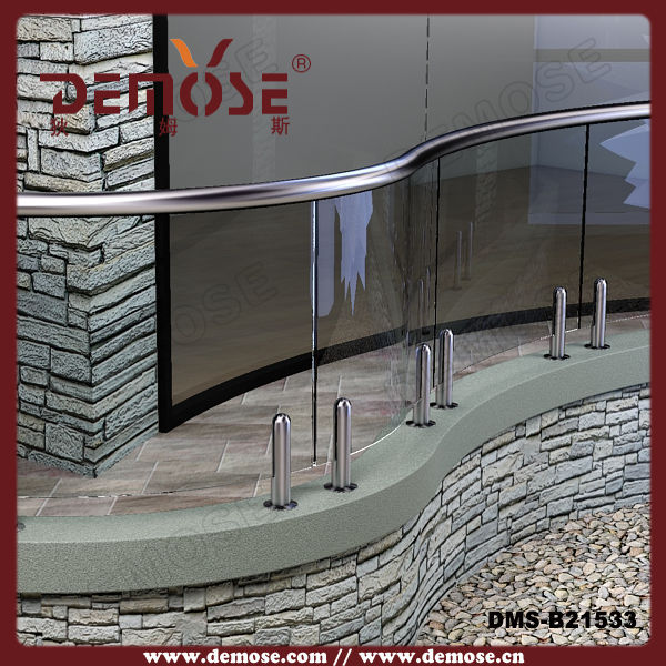 Decorativi in legno e ferro portico disegni ringhiera delle scale ... Decorazione Ringhiera Scala