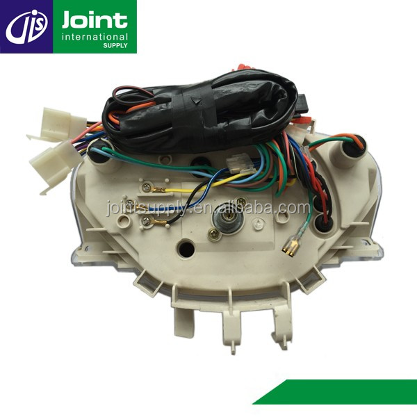 M61900130-2.jpg