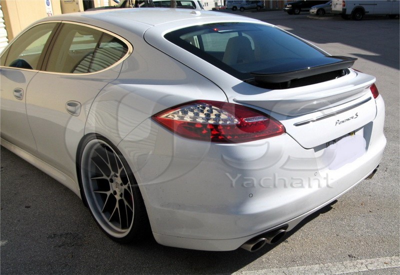 2010-2012 Porsche Panamera 970 TAS  Spoiler FRP (18).jpg