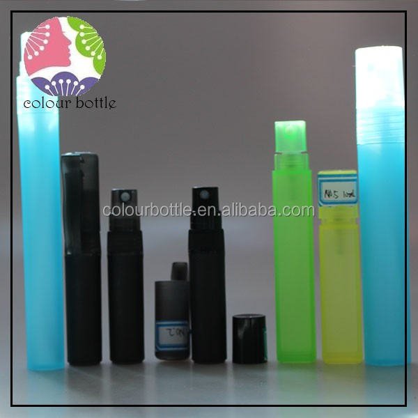 貿易保証10 ミリリットル色プラスチック spary ボトル用エッセンシャルオイル香水用法仕入れ・メーカー・工場