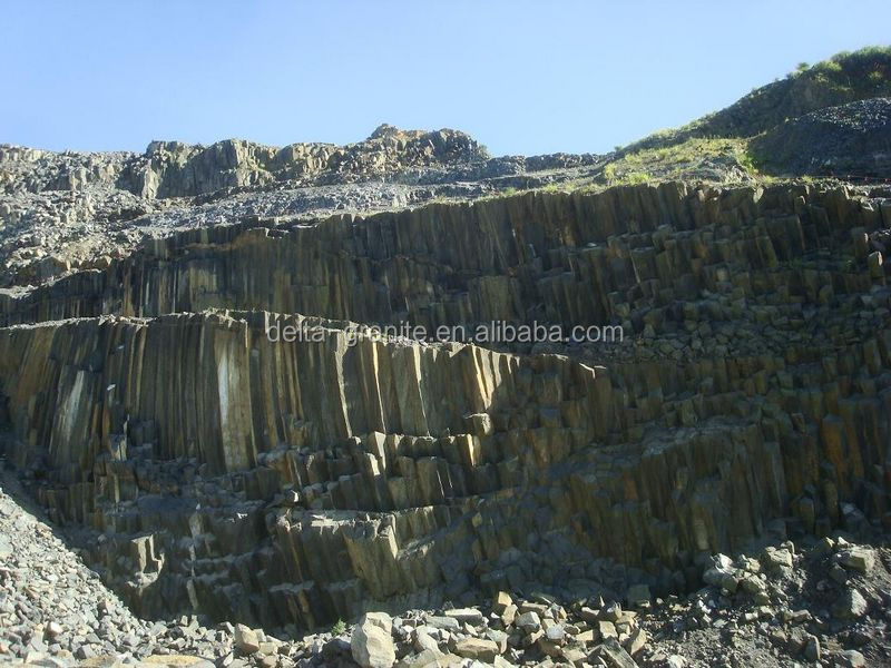basalt cubes7.JPG