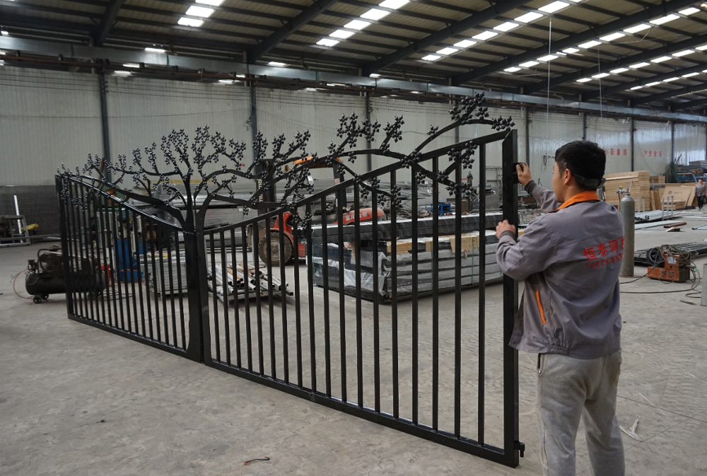 steel gate 26.png