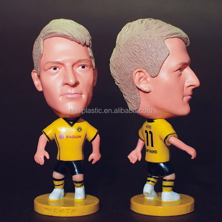 art of sport figurines