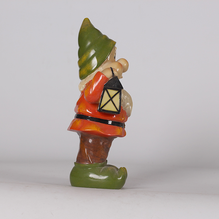 garden gnome resin