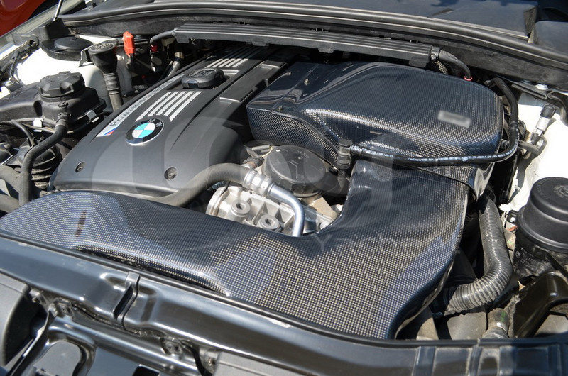 2010-2012 BMW 1M Coupe  & 135I Gruppe M Style Air Intake Kit CF (16).jpg