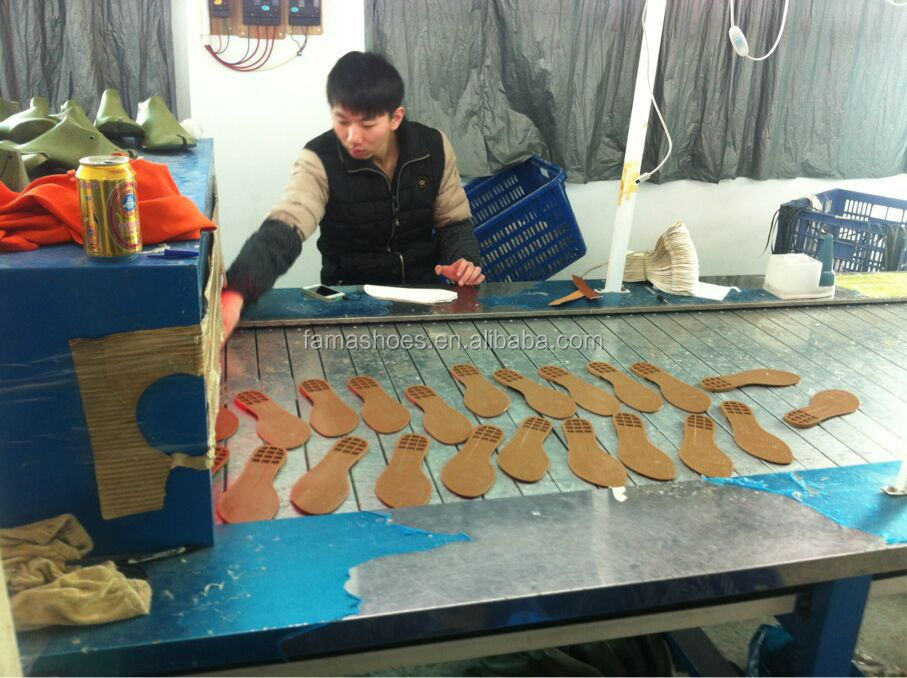 スマートハイウェッジfamaous卸売市場の女性のサンダル仕入れ・メーカー・工場