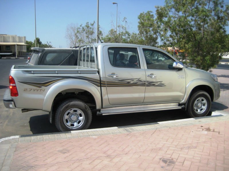 toyota hilux double cabin indonesia #4