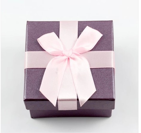 Luxury hot chewing gum wrapper