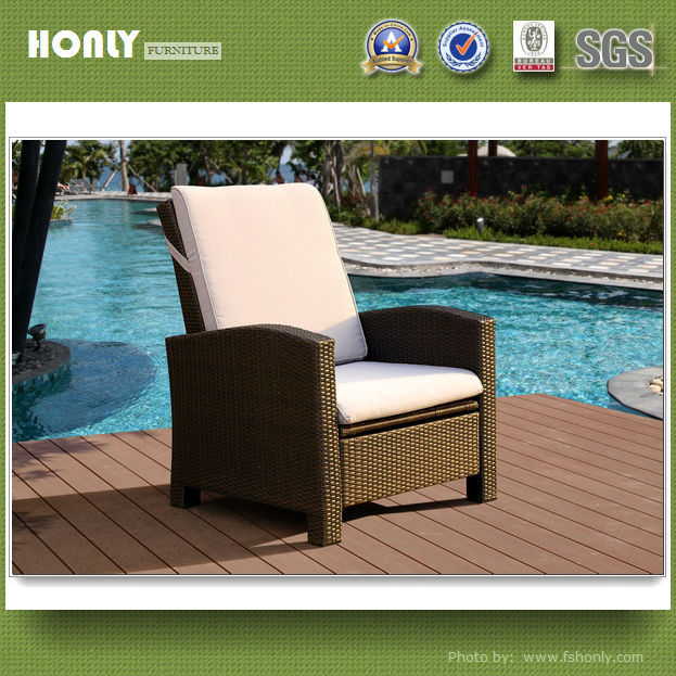 Outdoor aluminium recliner wicker chair adjustabel wicker zero garvity chair