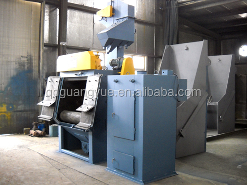 Q32 tracked shot blast clean-up machine.jpg