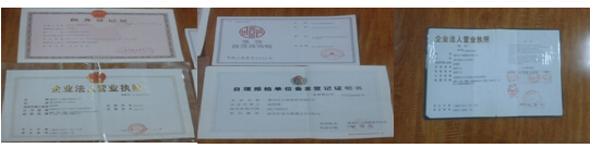 中国のバルク安いoemカスタムt- シャツスクリーン印刷機の価格問屋・仕入れ・卸・卸売り