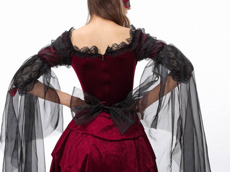 Mysterious masquerade sexy costume