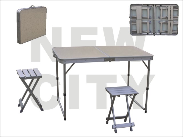 アルミ折り畳みテーブルピクニック/金属折りたたみキャンプテーブル/adjustable小折り畳み式のテーブル仕入れ・メーカー・工場