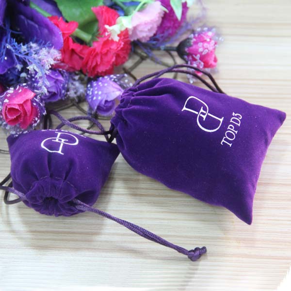 Purple color custom size velvet jewelry pouch printed logo