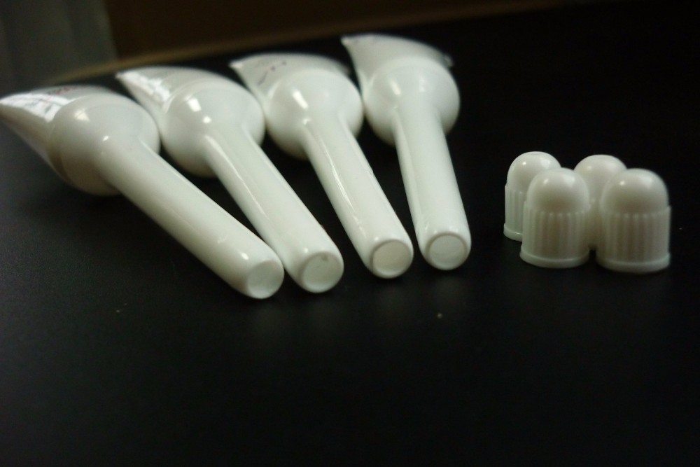 4ミリリットル製薬スーパーロングノズルpeチューブ、膣ゲル包装チューブ仕入れ・メーカー・工場