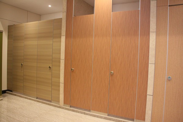 composite board toilet cubicle 5 .jpg