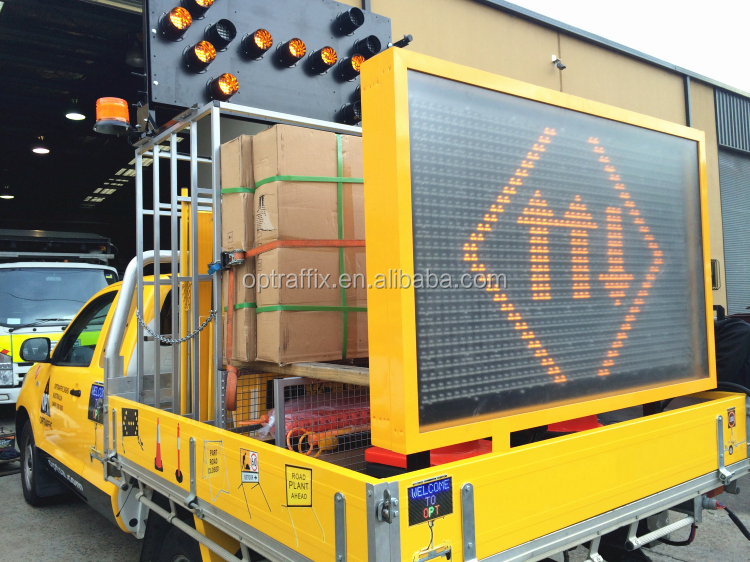 Portable Variable Outdoor Led Display Traffic Message Sign Board Truck