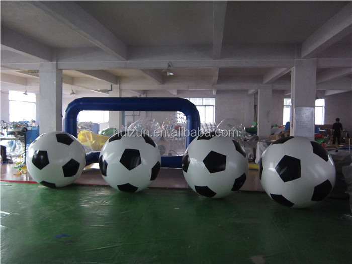 石鹸サッカーフィールド、 インフレータブルサッカープールhz0029形状問屋・仕入れ・卸・卸売り