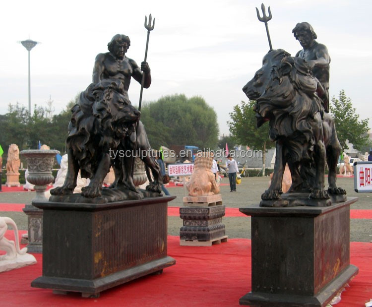bronze man with lion d3.jpg