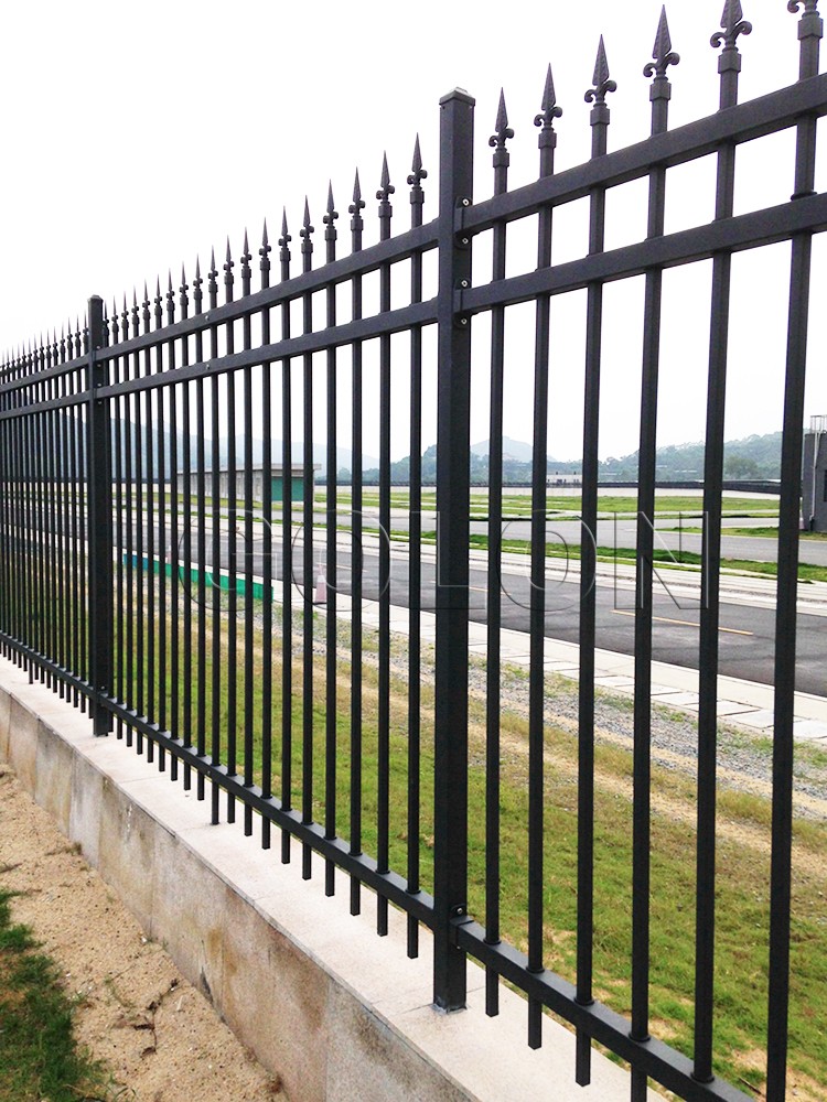 Hot Industrial Safety Fence Supplier Aluminum Spear Top Fences