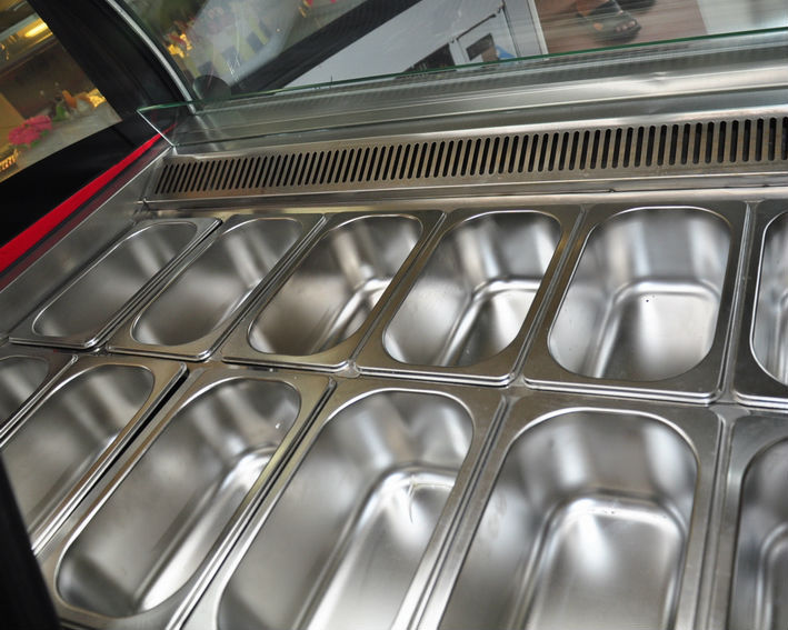 ジェラートディスプレイ冷凍庫16風味1500ミリメートルキャビネット用ハーゲンダッツアイスクリーム仕入れ・メーカー・工場